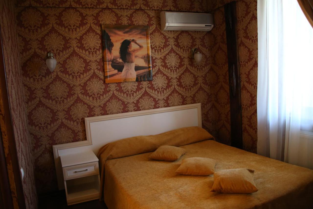 Берлога Charkov Buitenkant foto