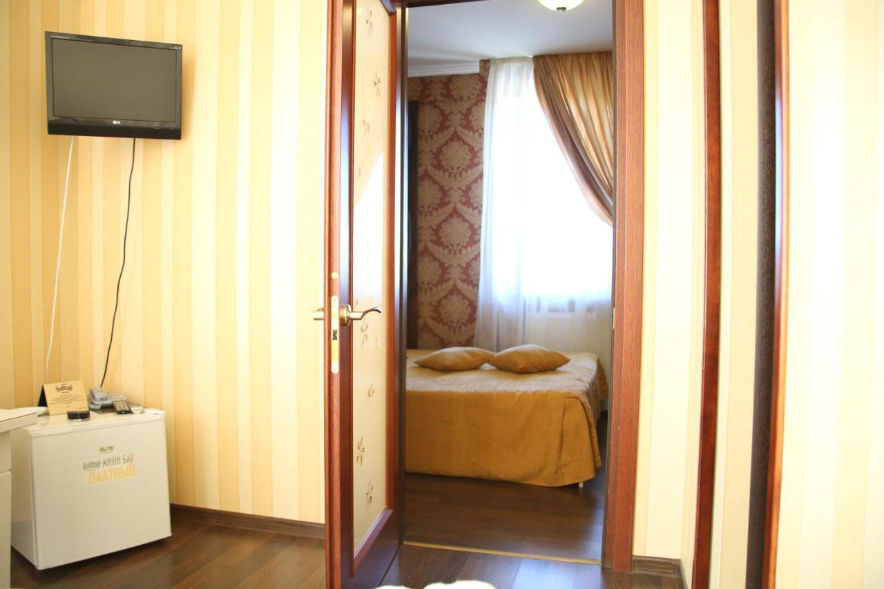 Берлога Charkov Buitenkant foto